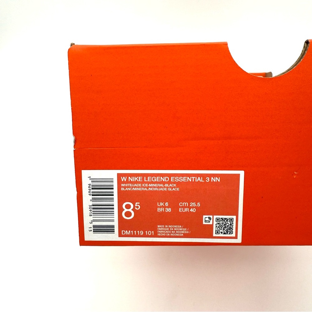 NWT NIB New Nike Women's Legend Essential 3 NN Running Walking Shoes Tennis 8.5 - Picture 9 of 9